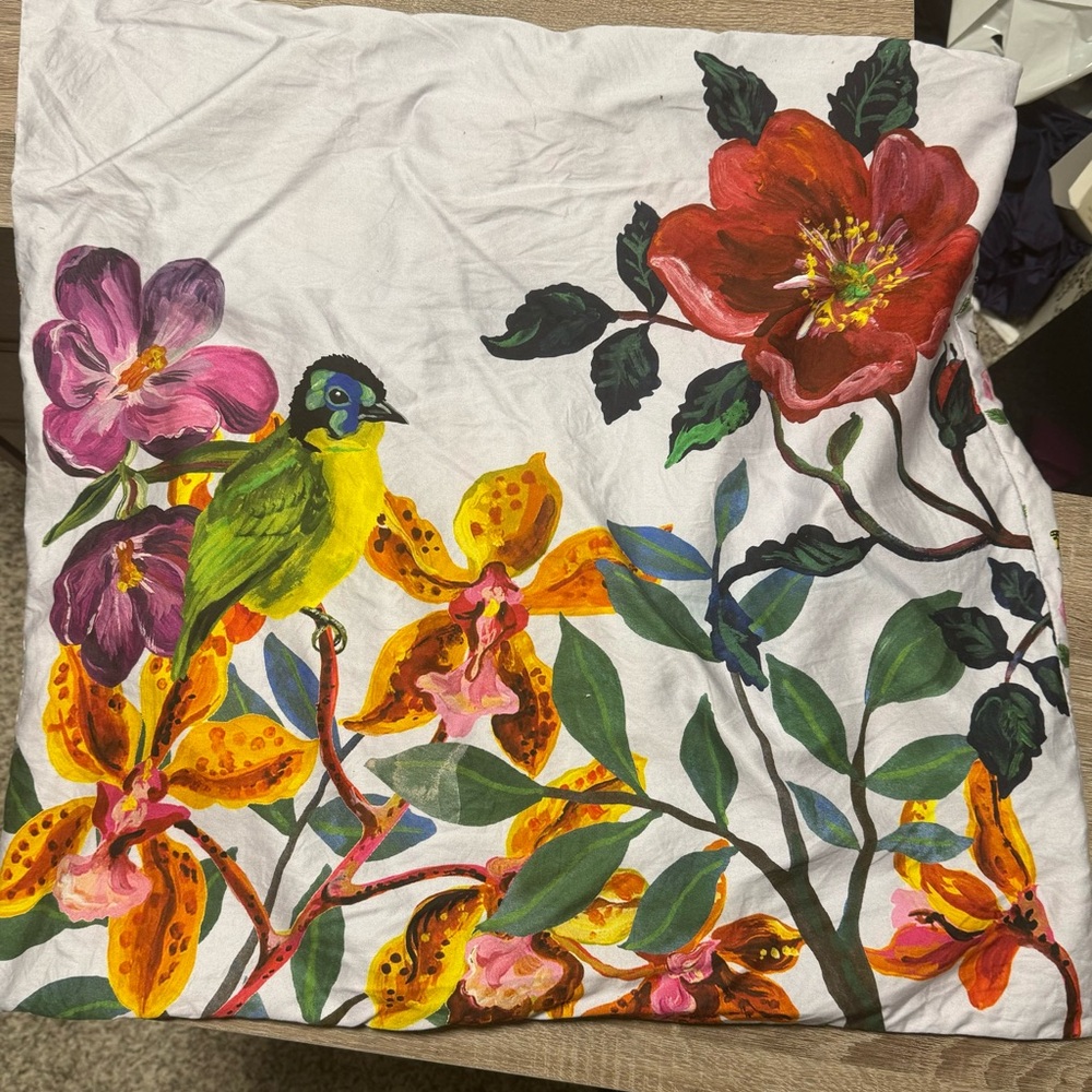 Set of 2 NATHALIE LETE FOR ANTHROPOLOGIE BLOOM ORGANIC SATEEN EURO SHAM